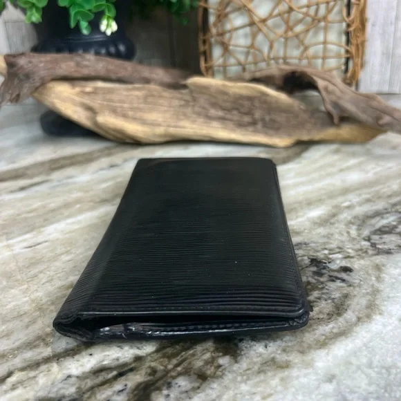 LOUIS VUITTON - Epi Brazza - Picture 4 of 15